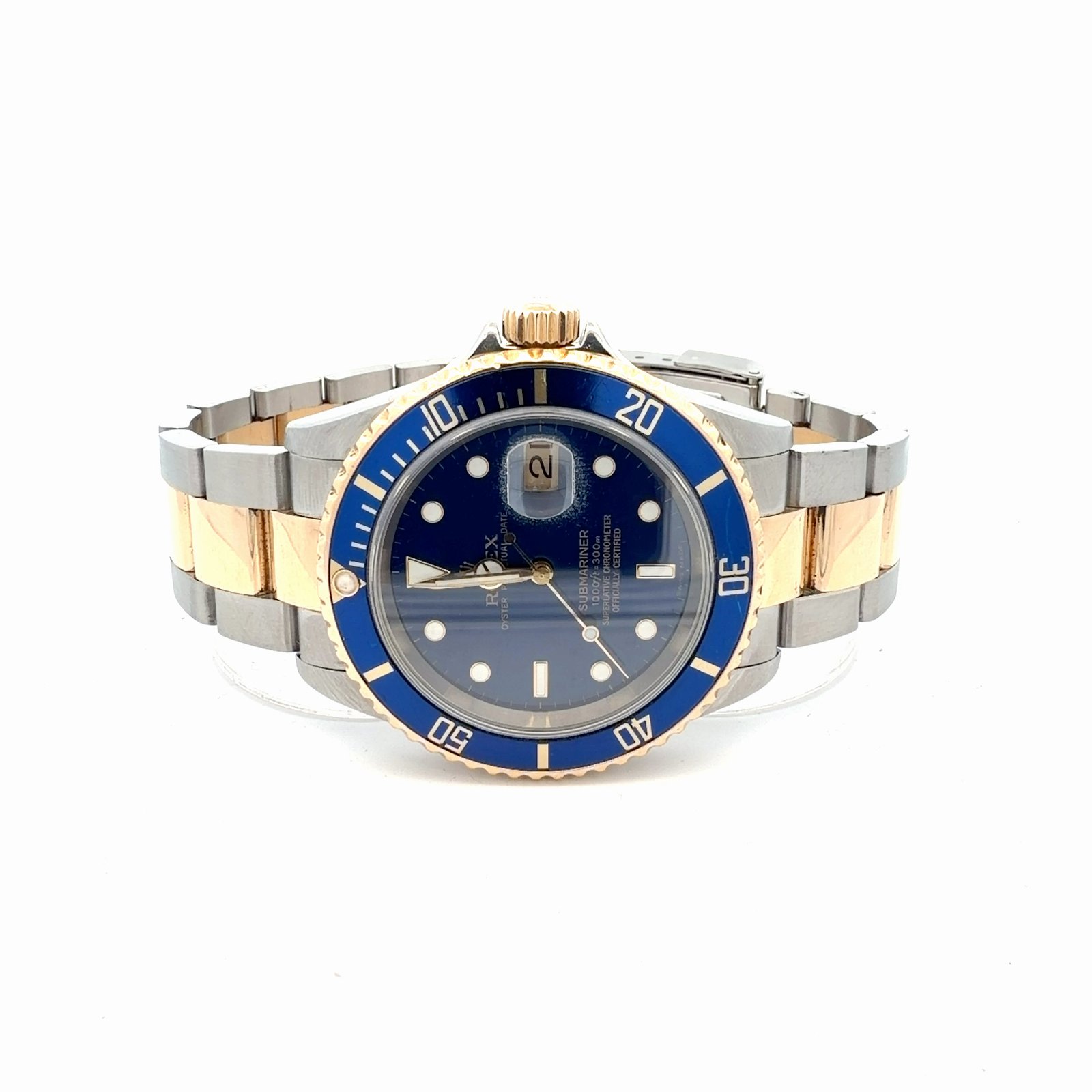 Rolex Submariner Date 16613LB / 16613T 40mm Two-Tone Bluesy 2007 – angled dial view