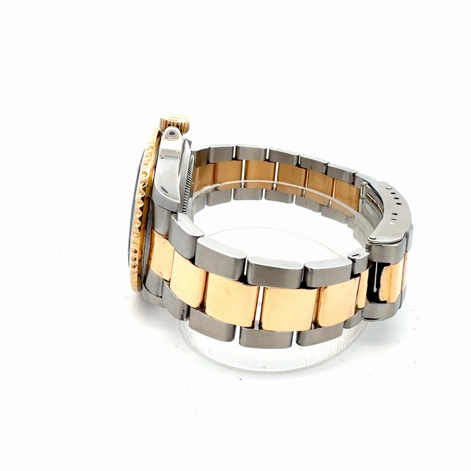 Rolex Submariner Date 16613LB / 16613T 40mm Two-Tone Bluesy 2007 – side profile showing crown